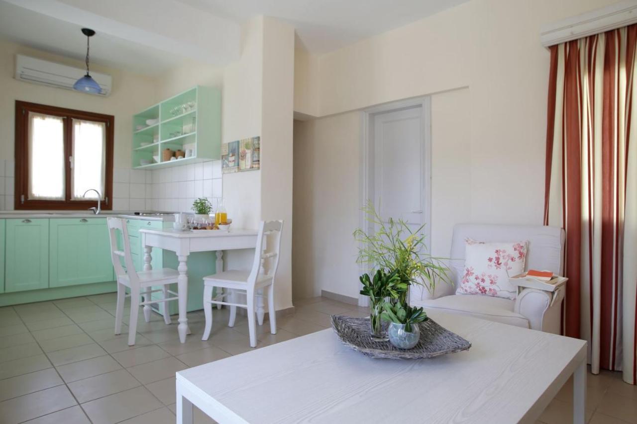 Skopelos Summer Homes ภายนอก รูปภาพ